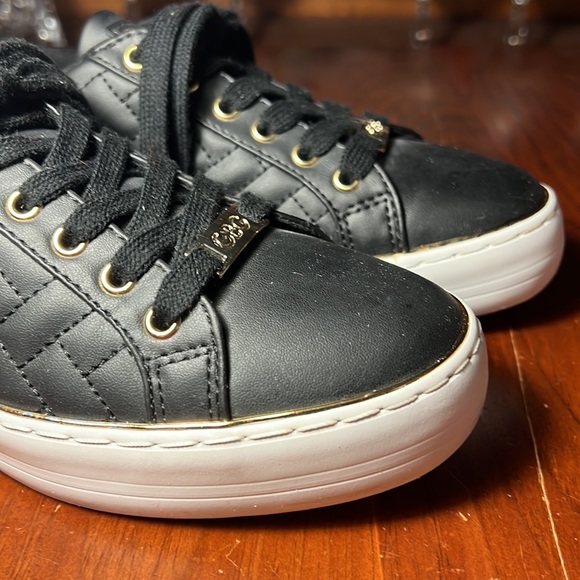 GBG Los Angeles by Guess Women’s size 7.5M Designer Sneakers - Picture 3 of 12